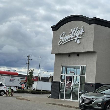 Canalta Airdrie Exterior photo