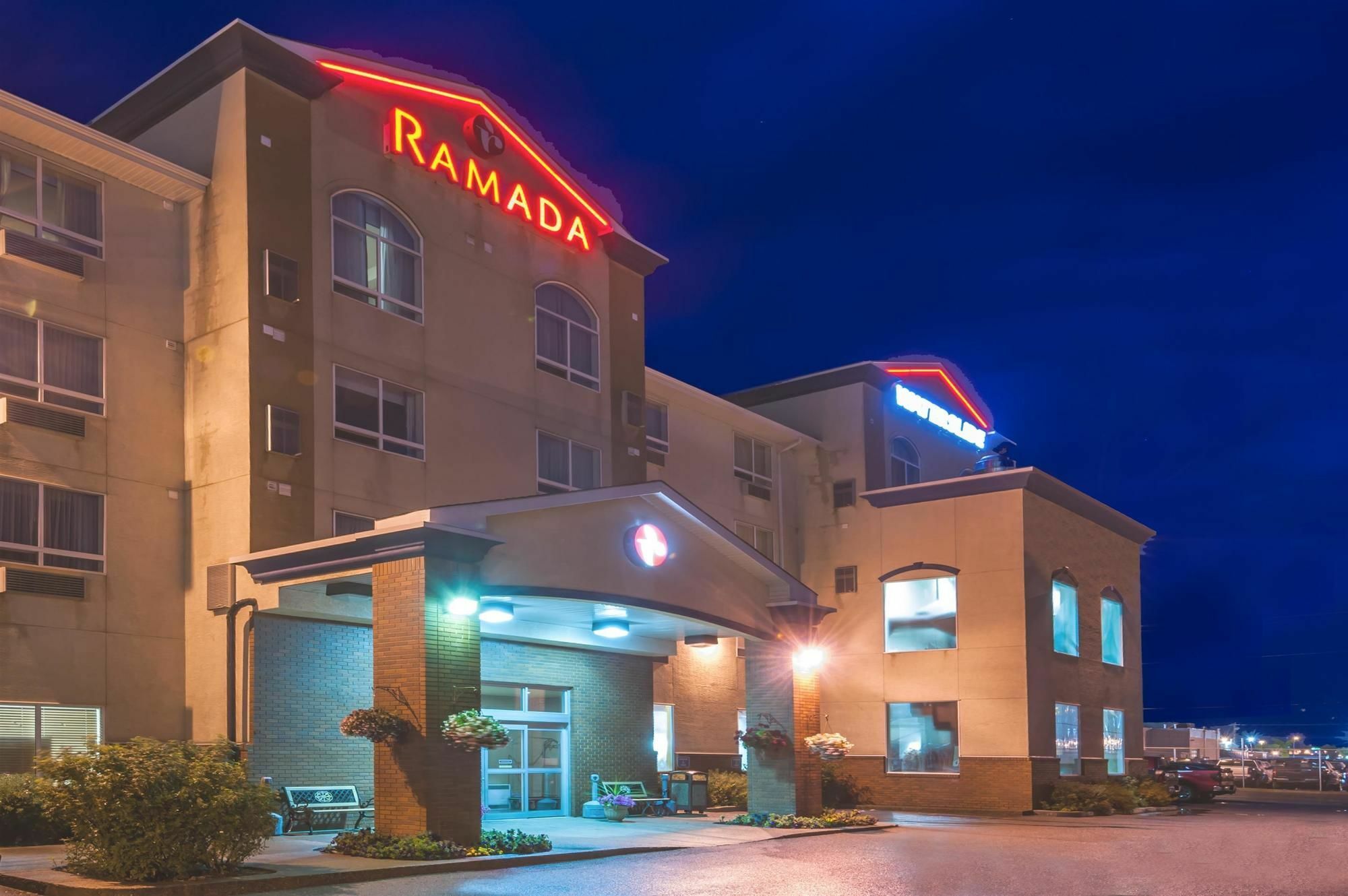 Canalta Airdrie Exterior photo